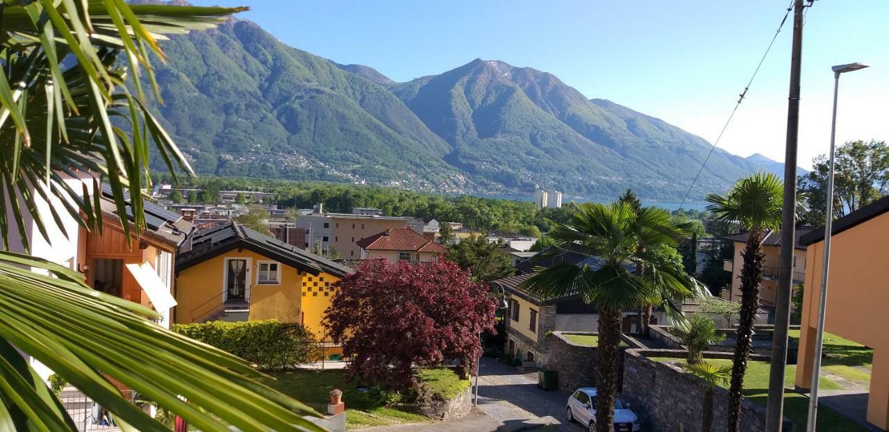 Casa Gialla Gordola Exterior photo